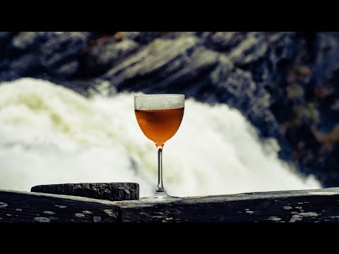 
                    Load and play video in Gallery viewer, Nordic Negroni Cloudberry &amp;quot;Hjortron&amp;quot; | 2 serves
                