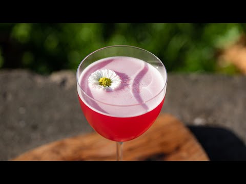 
                    Load and play video in Gallery viewer, DIY Lingonberry Cosmo | 2 serves
                