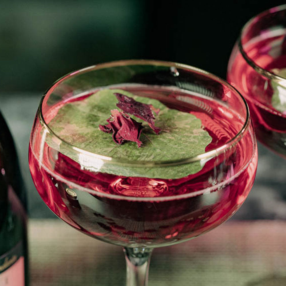 
                    Load image into Gallery viewer, William Curley Mother&amp;#39;s Day Chocolates &amp;amp; Mulberry Rose Fizz | 4 serves
                